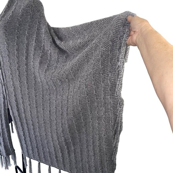 Womens Poncho One Size Gray Button Front Fringe Soft Chenille - Picture 7 of 7